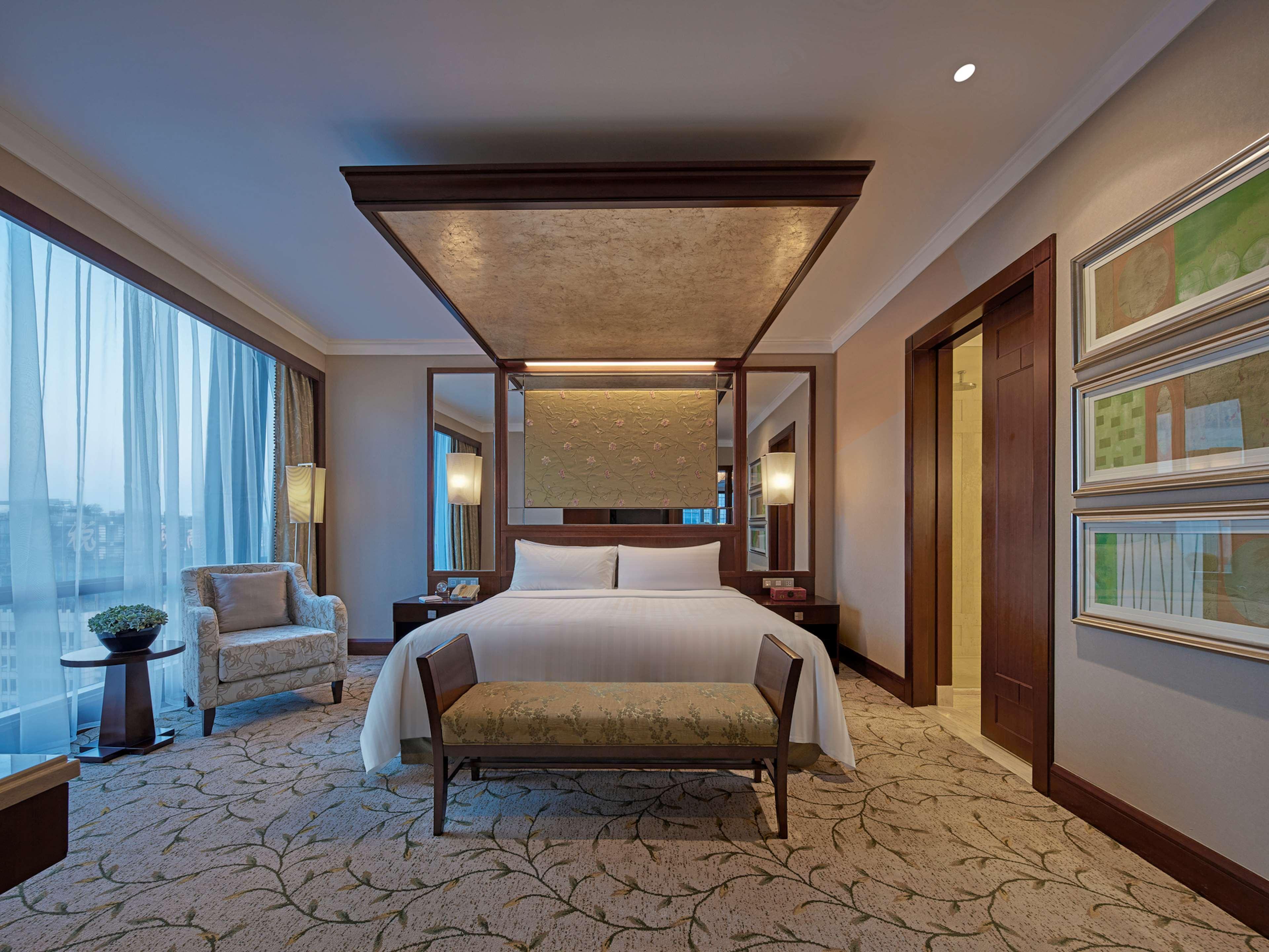 Futian Shangri-La, Shenzhen,Near To Shenzhen Convention&Exhibition Centre, Futian Railway Station Екстер'єр фото